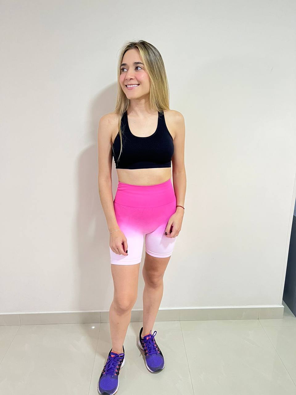 SHORT EN DEGRADÉ ROSADO
