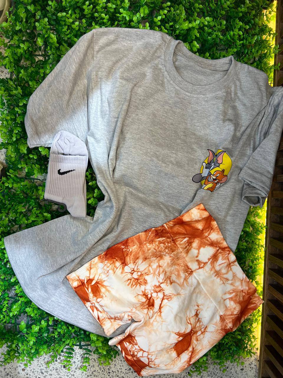 CONJUNTO 3 PIEZAS TOM Y JERRY GRIS