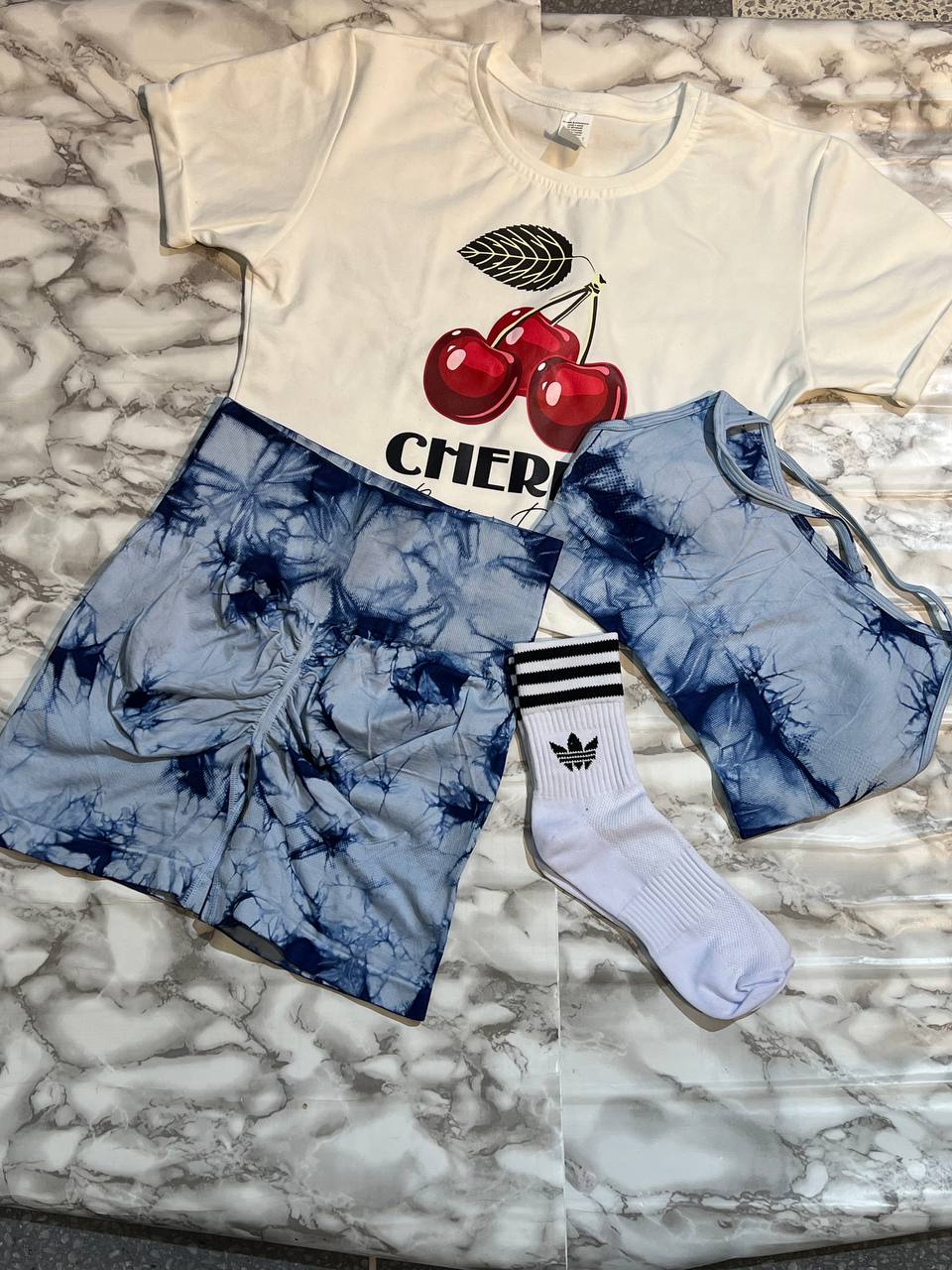 CONJUNTO 4 PIEZAS SHORT CEREZA